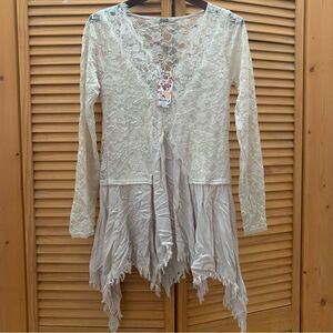 NWT Buckle Boho Lace Top Size XS